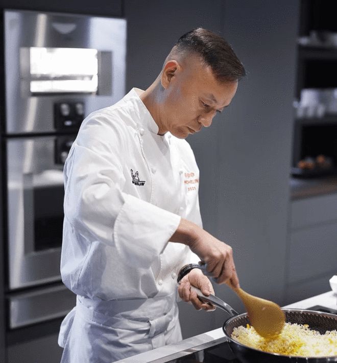 深圳一家商场称西贝＂选最不体面的方式逃场＂ 西贝回应