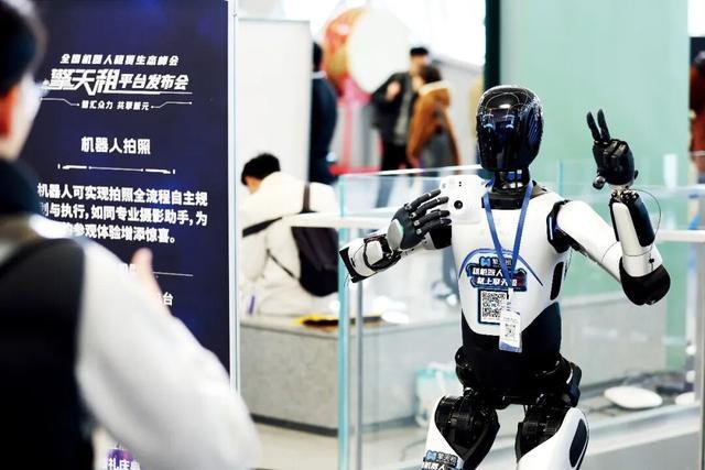 男子投200万做租赁业务起步即爆单 每周收租金超百万