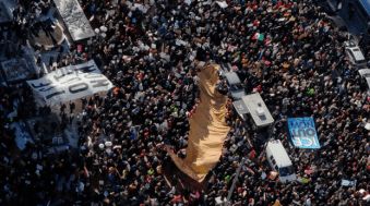 媒体：爱泼斯坦案2000段视频公布 震碎三观突破下限